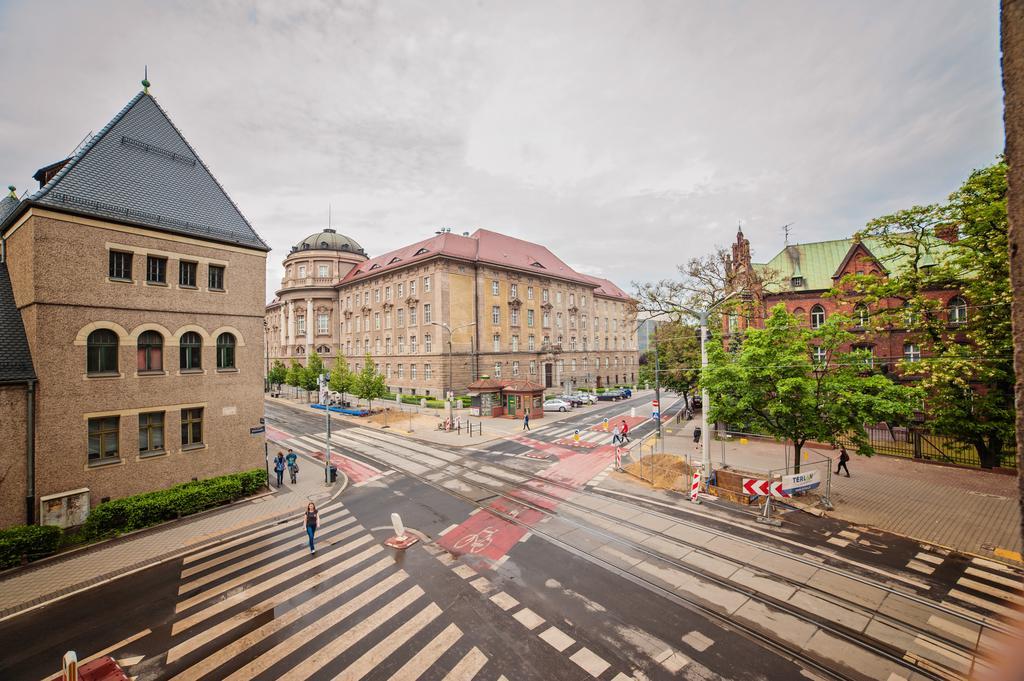 City Center Rooms Poznań Esterno foto