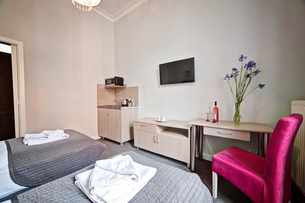 City Center Rooms Poznań Esterno foto